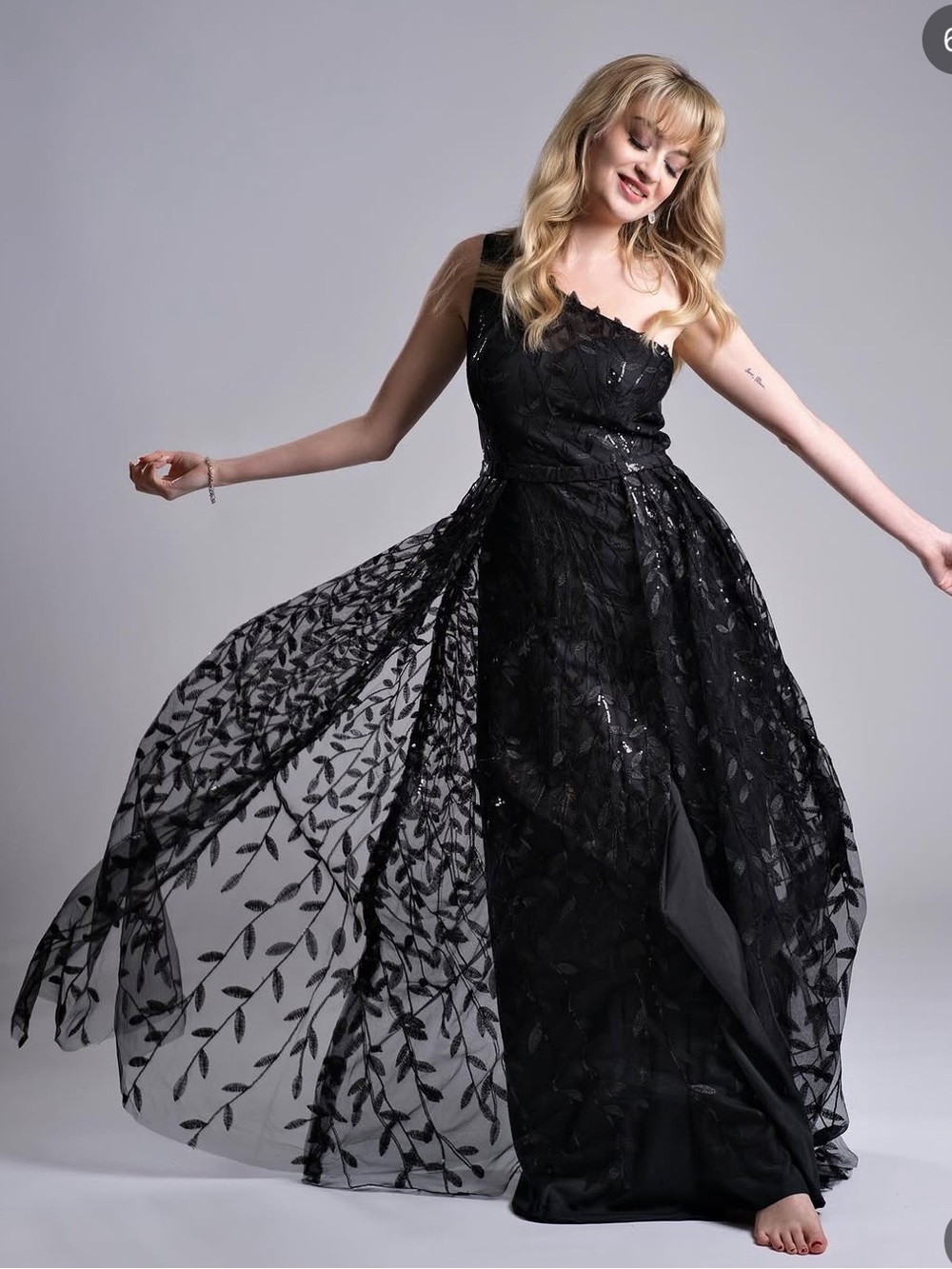 Elegant Black One-Shoulder Lace Evening Dress